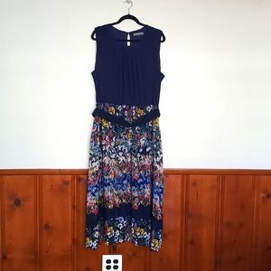 20w Danny and Nicole chiffon maxi dress